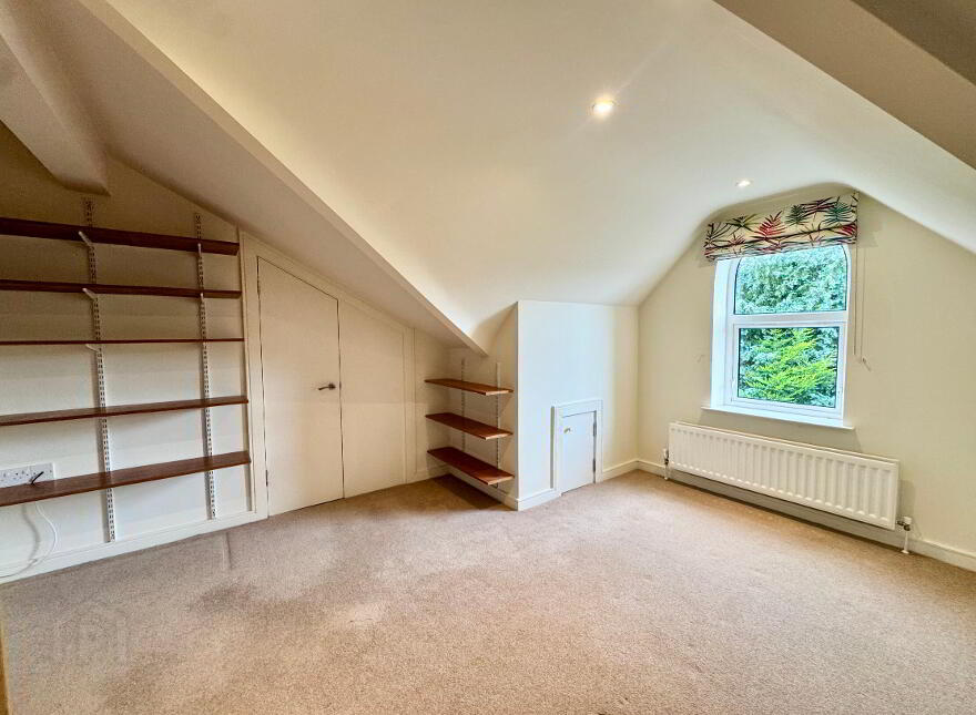 Apt 8, 16 Deramore Park, Belfast, BT9 5JU