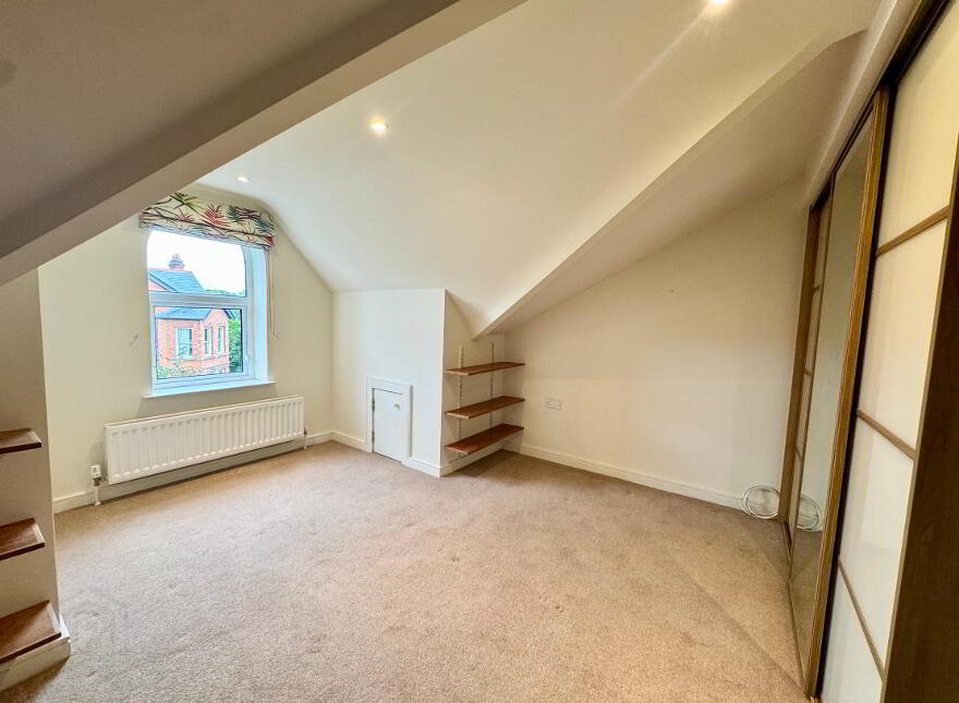 Apt 8, 16 Deramore Park, Belfast, BT9 5JU