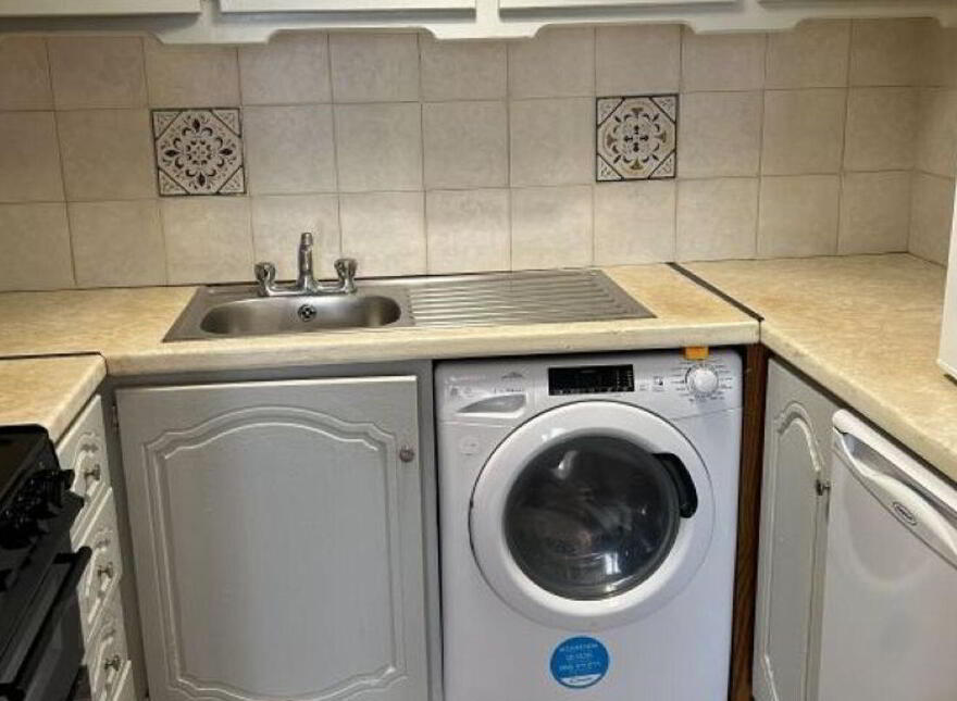 Apartment 6 Wesley Court, Kilkenny, R95ER80
