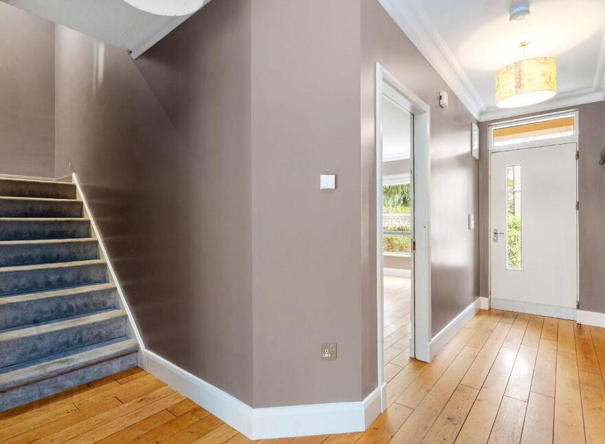 207 Trimbleston, Goatstown Road, Goatstown, Goatstown, D14F593