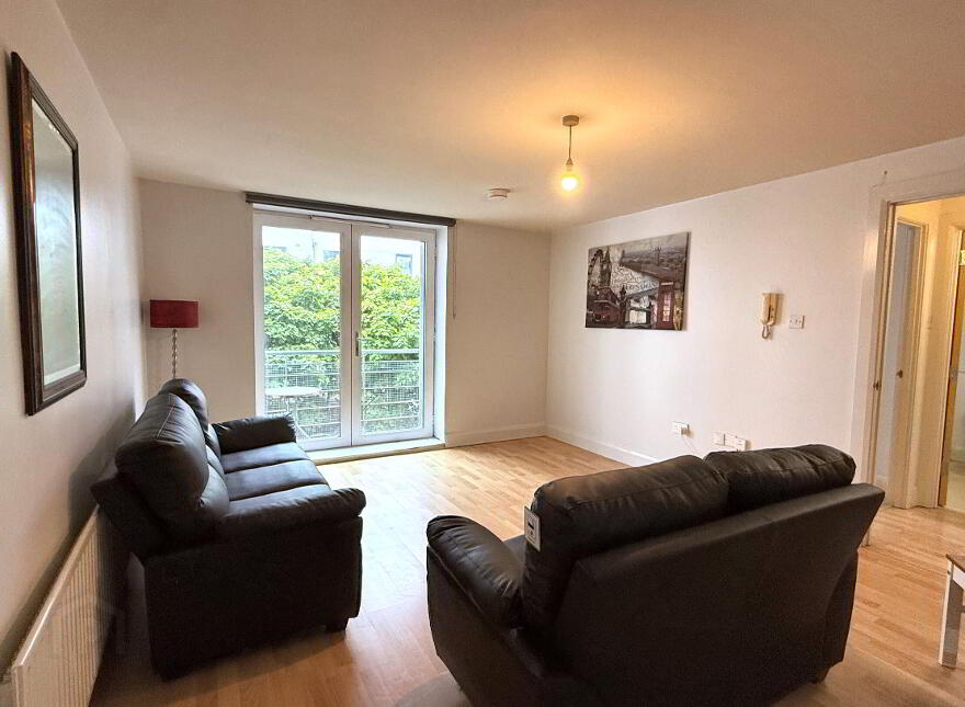 C2.2 Whitehall Square, 181 Sandy Row, Belfast, BT12 5EU