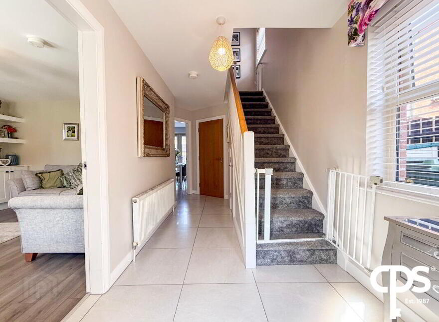 18 Oakview, Armagh, BT60 2FN