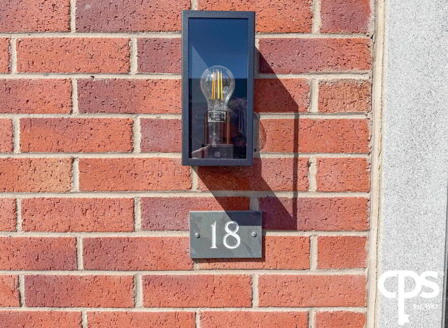 18 Oakview, Armagh, BT60 2FN
