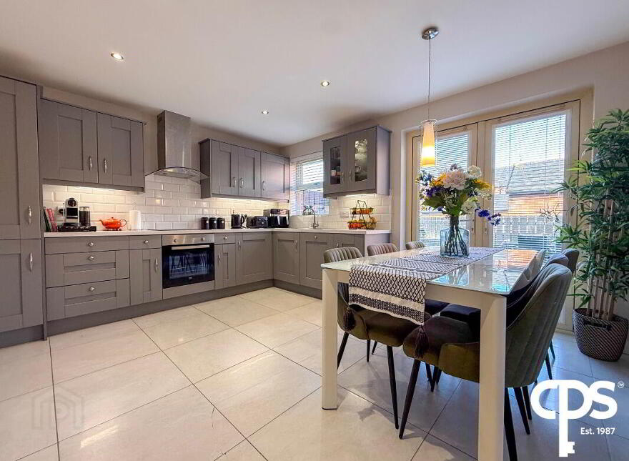 18 Oakview, Armagh, BT60 2FN