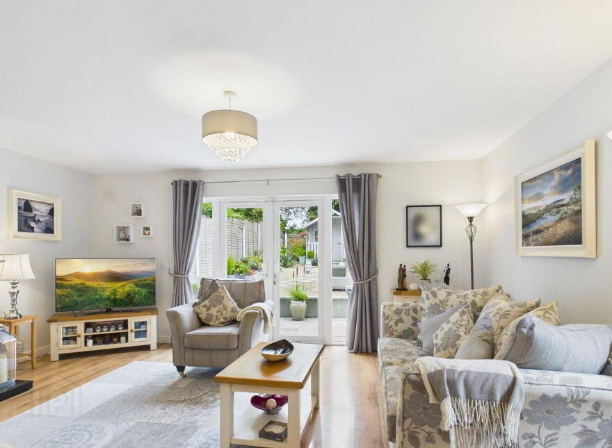 17 Elm Grove, Gort An Óir, Castlemartyr, P25CH26