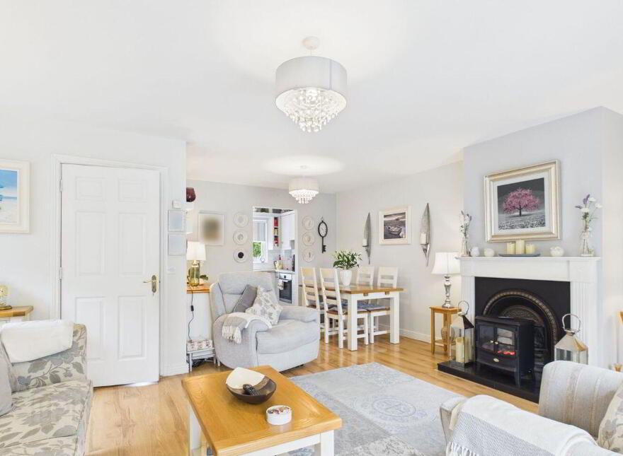 17 Elm Grove, Gort An Óir, Castlemartyr, P25CH26