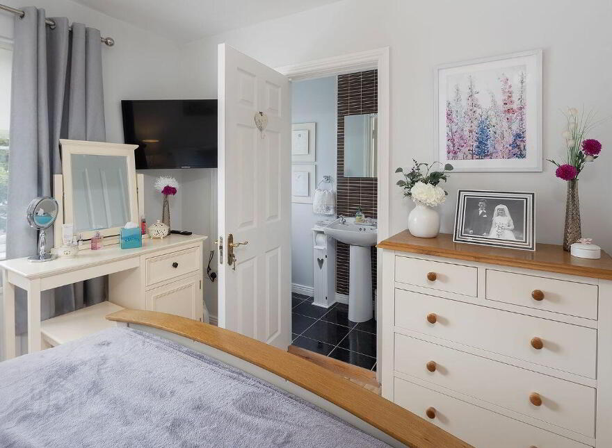 17 Elm Grove, Gort An Óir, Castlemartyr, P25CH26