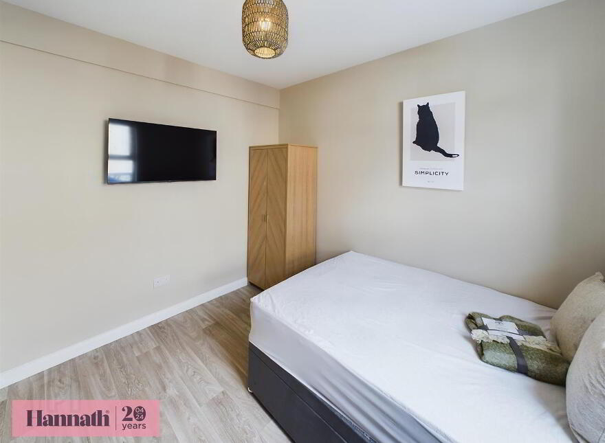 Room 1, 13 Harford Street, Portadown, Craigavon, BT62 3AA