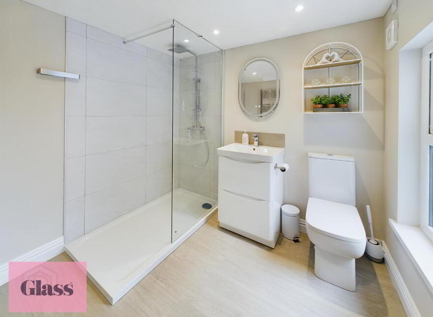 Room 1, 13 Harford Street, Portadown, Craigavon, BT62 3AA