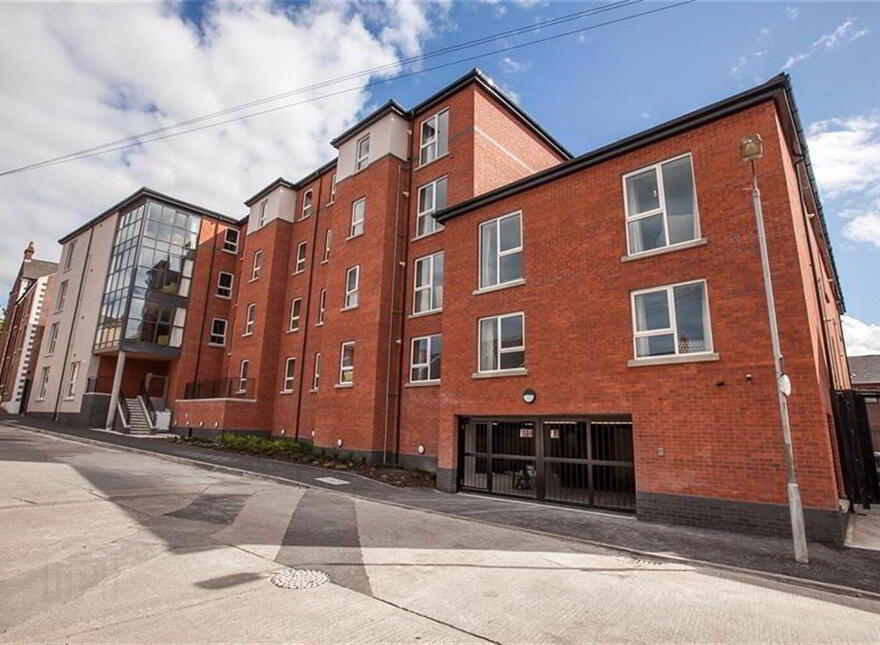 Apt 12, 2 Windsor Road, Belfast, BT9 7FQ