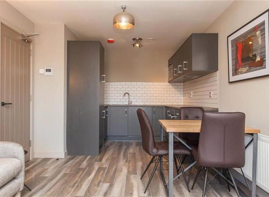 Apt 12, 2 Windsor Road, Belfast, BT9 7FQ