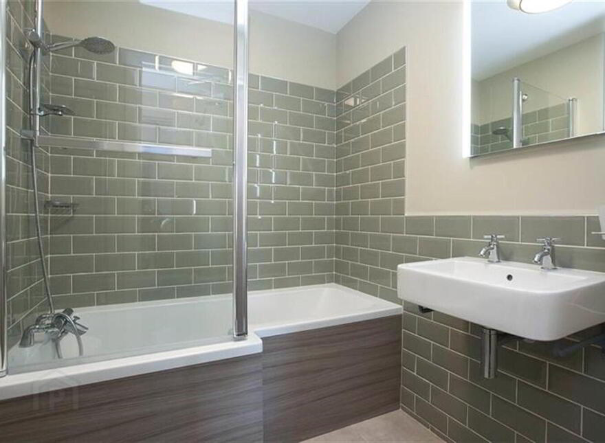 Apt 12, 2 Windsor Road, Belfast, BT9 7FQ