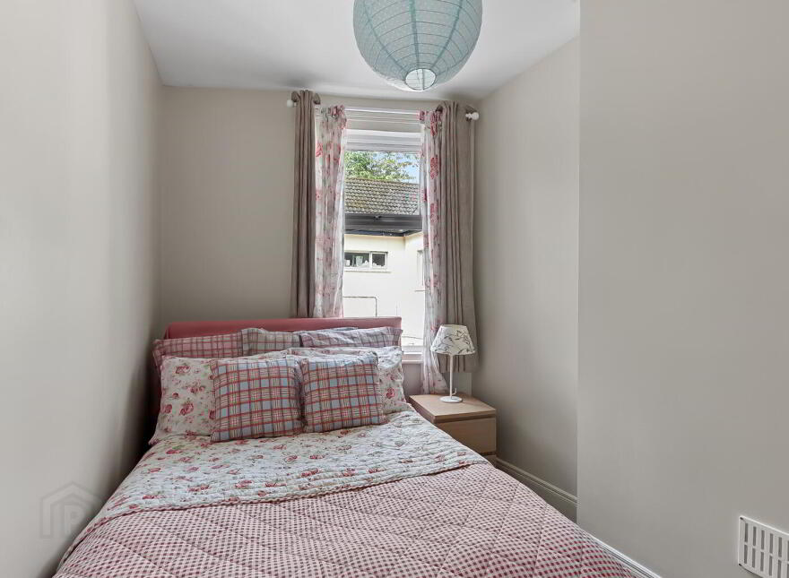 757 Lisburn Road, Belfast, BT9 7GW