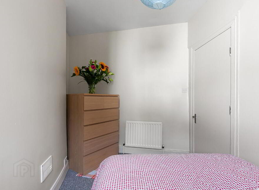 757 Lisburn Road, Belfast, BT9 7GW