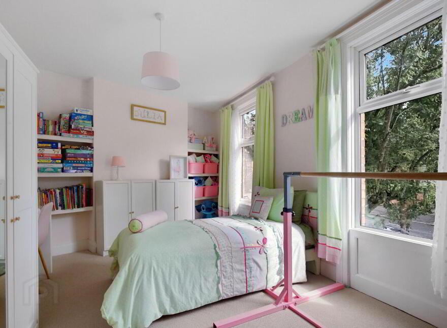 757 Lisburn Road, Belfast, BT9 7GW