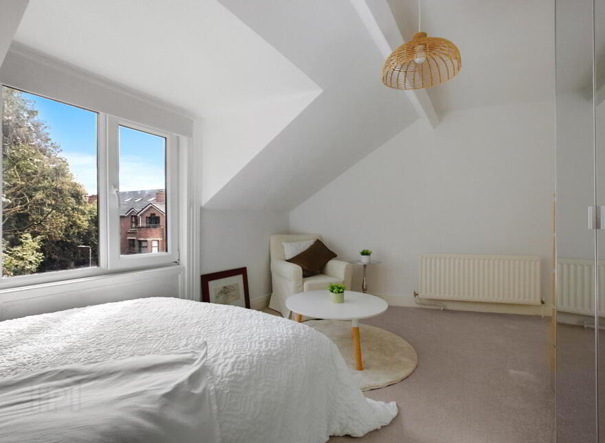 757 Lisburn Road, Belfast, BT9 7GW