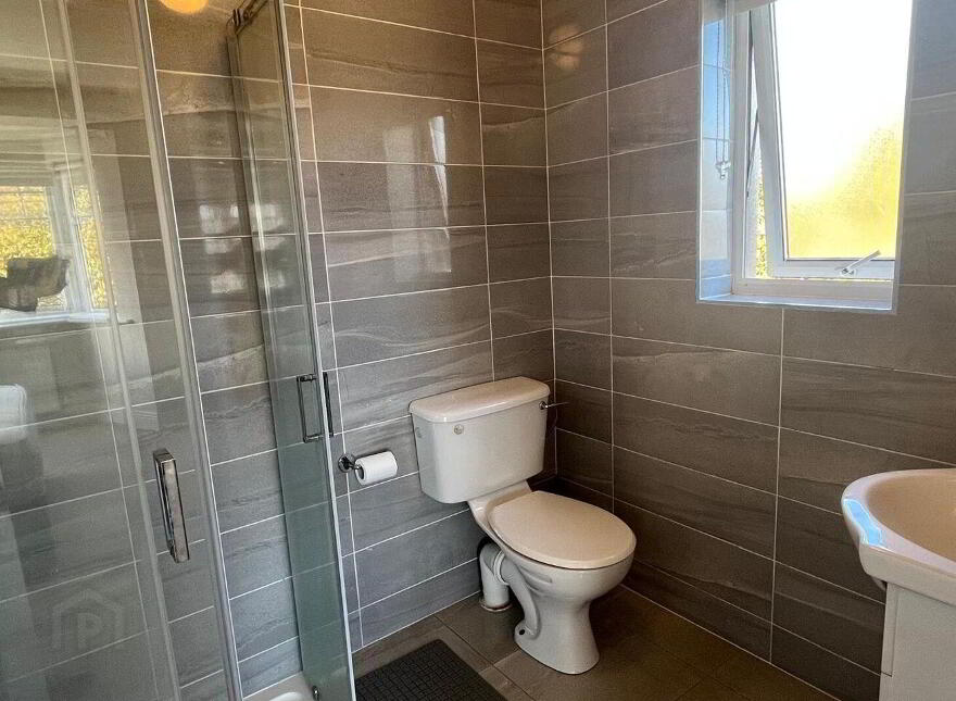 1 Woodville Rise, Woodville Grange, Athlone, N37F753
