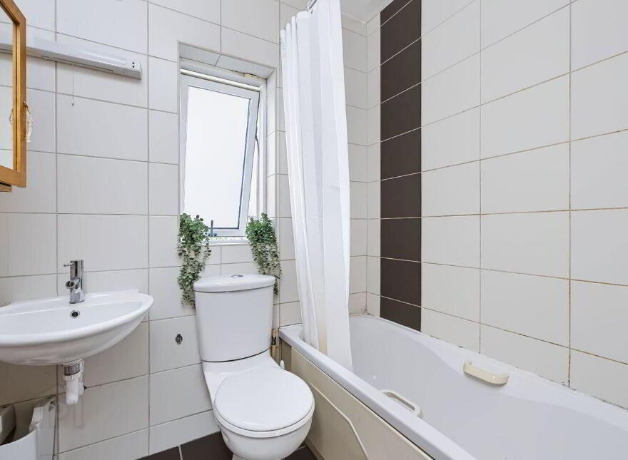 10 The Paddocks Drive, Adamstown, K78NA06