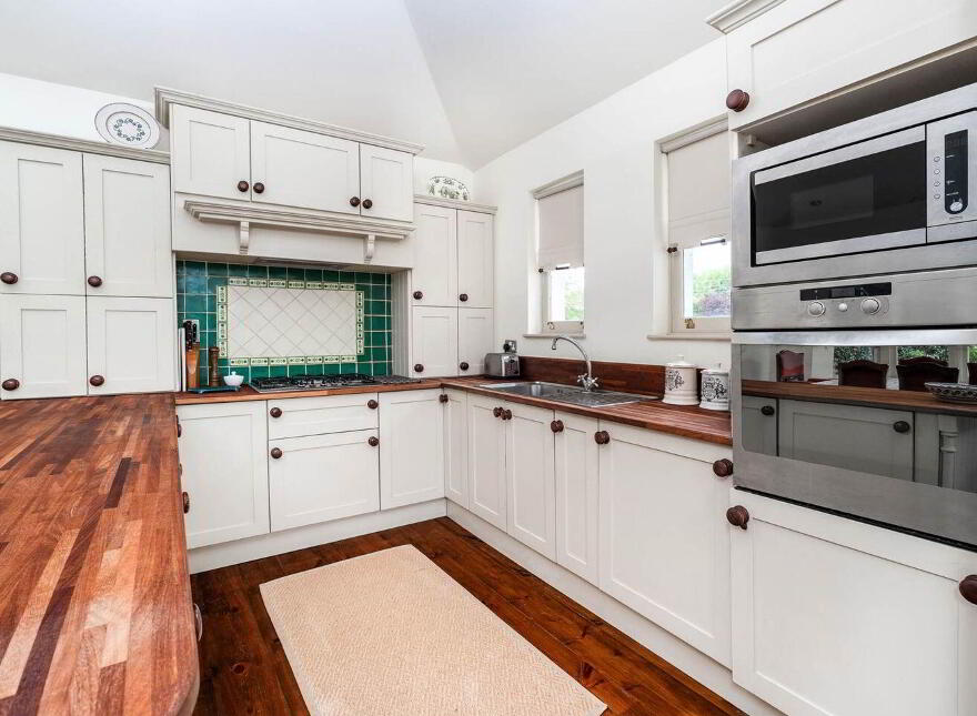 Proby Cottage, 2 Killiney Road, Dalkey, A96E971