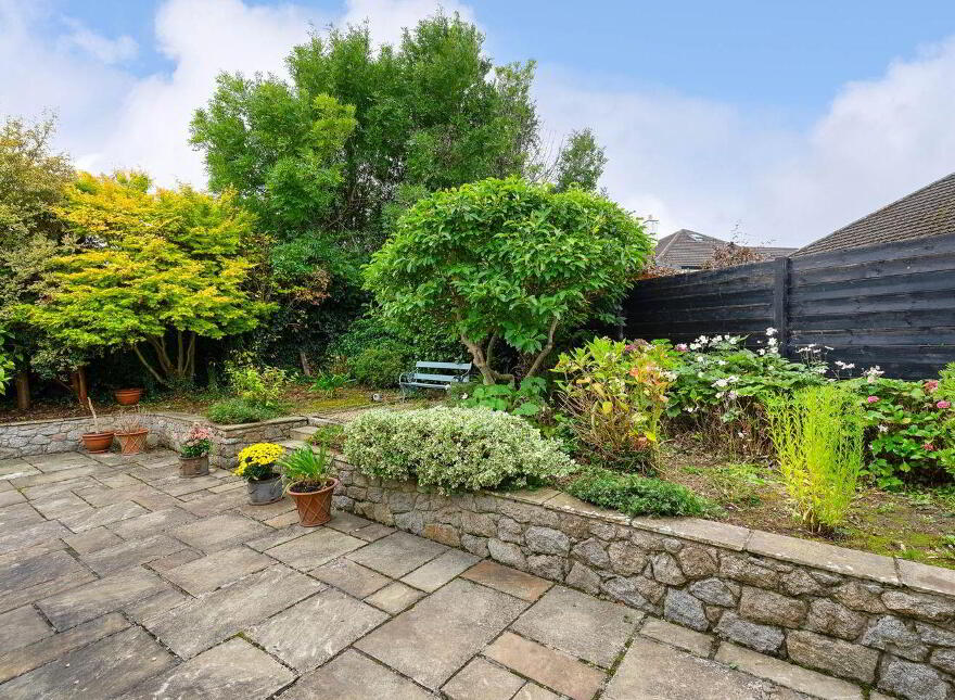 Proby Cottage, 2 Killiney Road, Dalkey, A96E971