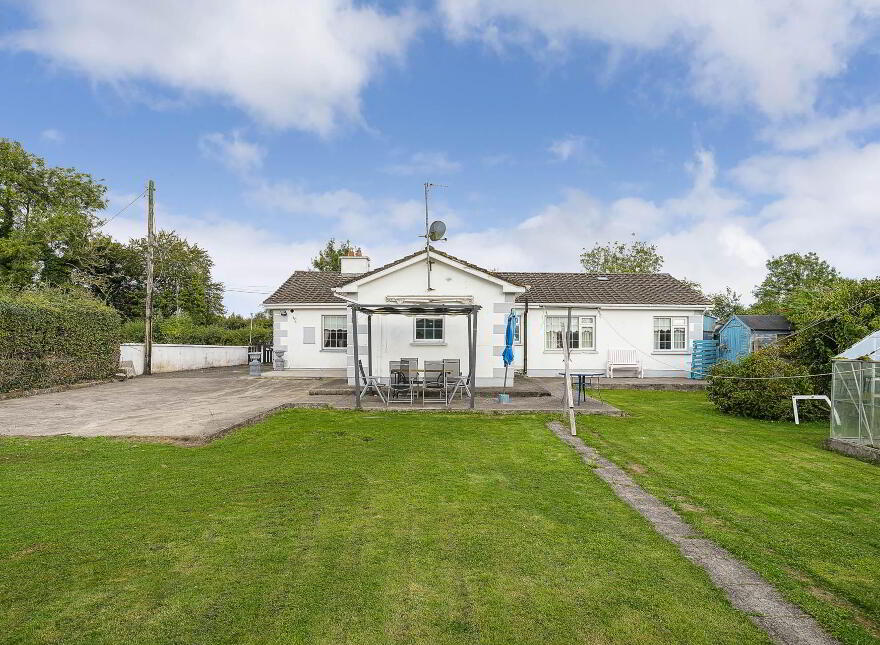 Halltown, Dunderry, Navan, C15AE24