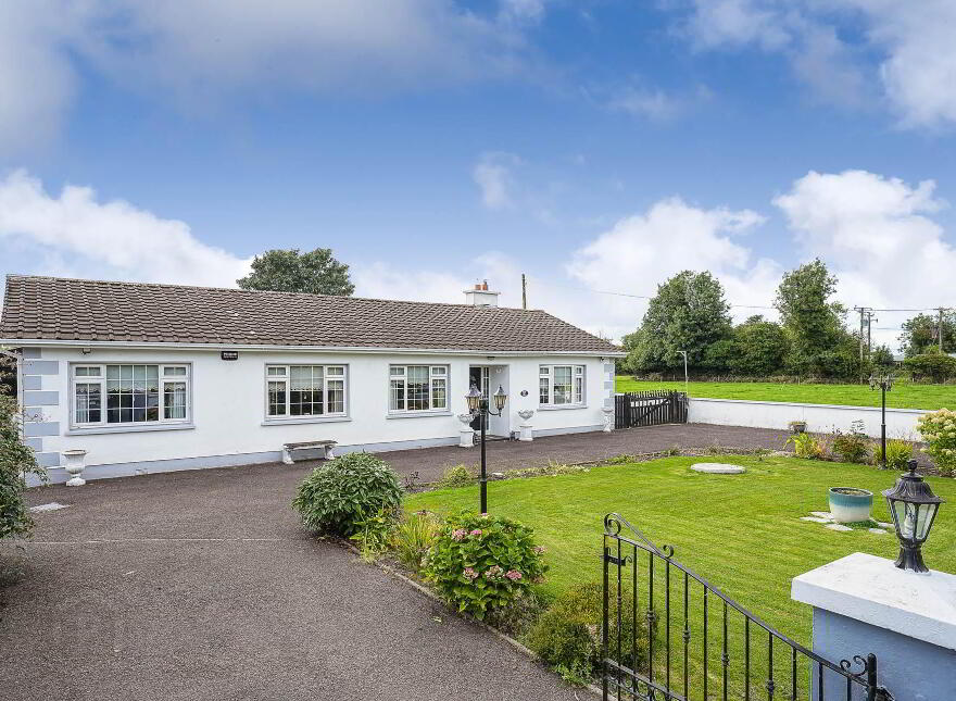 Halltown, Dunderry, Navan, C15AE24