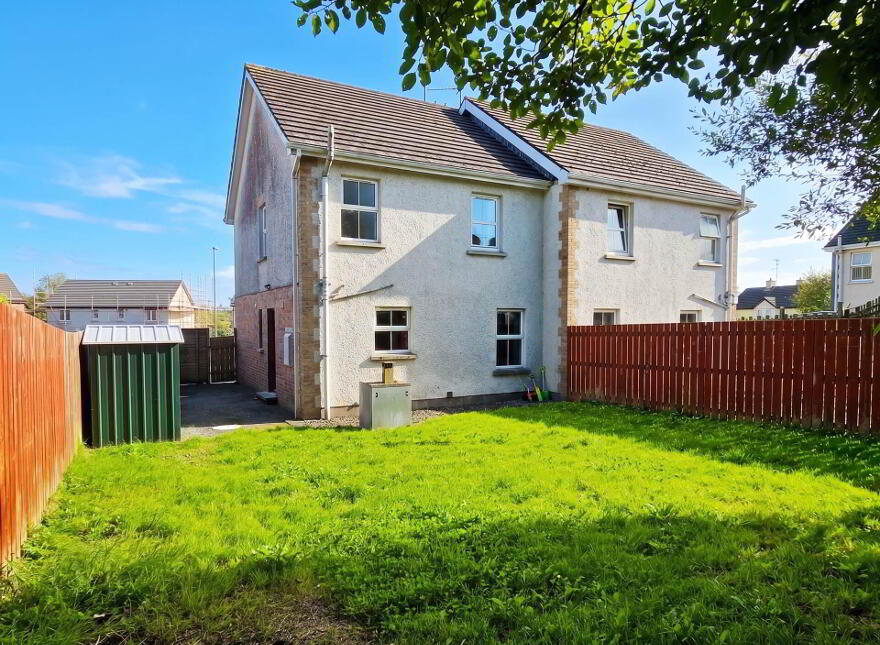 4 Briars Hill, Irvinestown, Enniskillen, BT94 1ES
