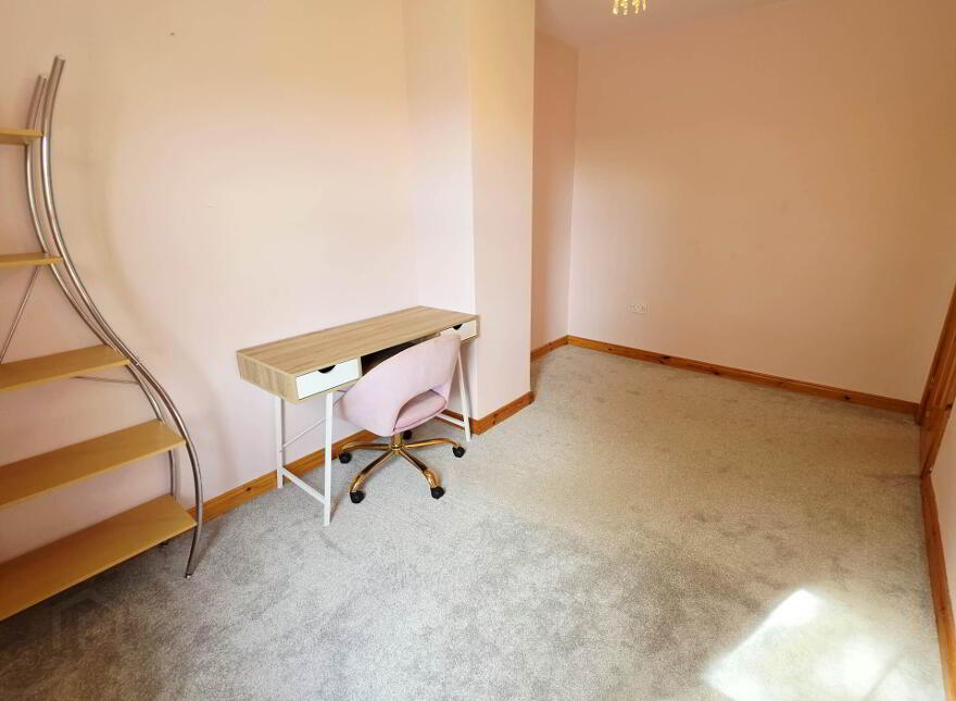 4 Briars Hill, Irvinestown, Enniskillen, BT94 1ES
