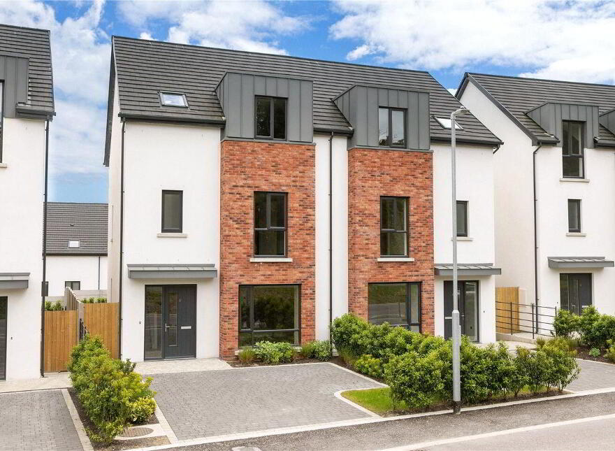 3 Grange Oaks Avenue, Kilternan, Kilternan, D18YTY5