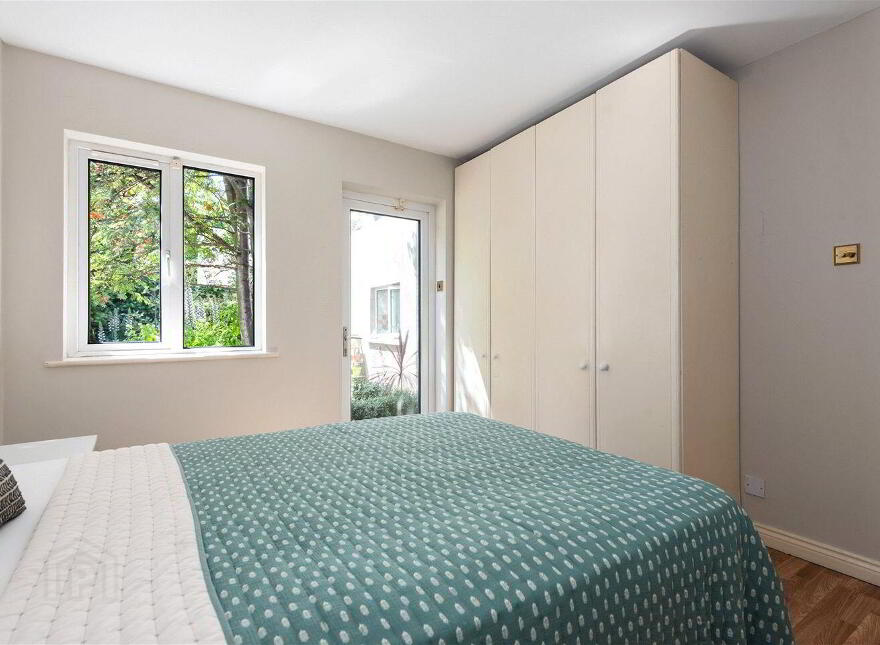 4 Kingsley Mews, Raglan Road, Ballsbridge, Ballsbridge, D04W935