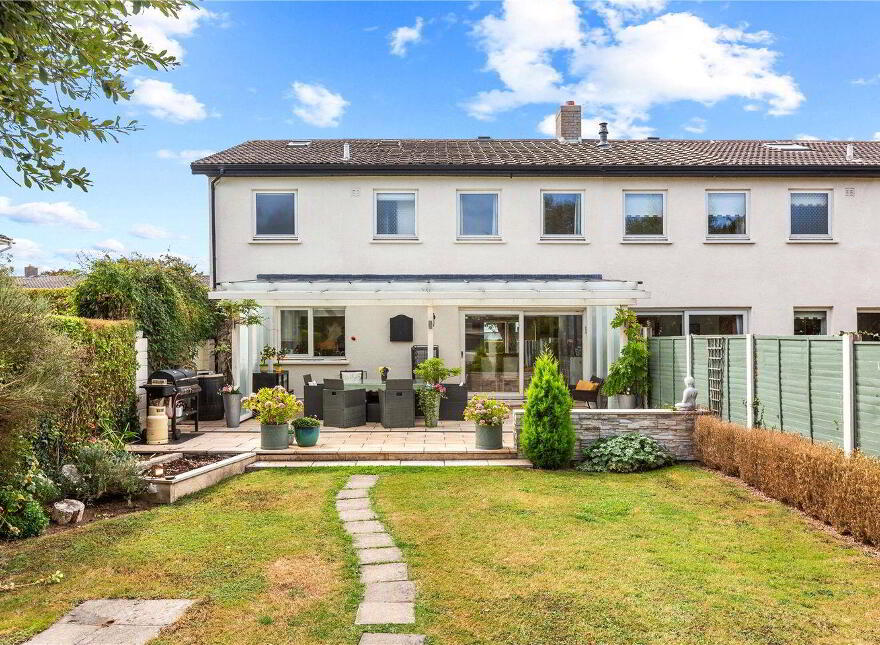 16 Cabinteely Way, Cabinteely, Cabinteely, D18HE06