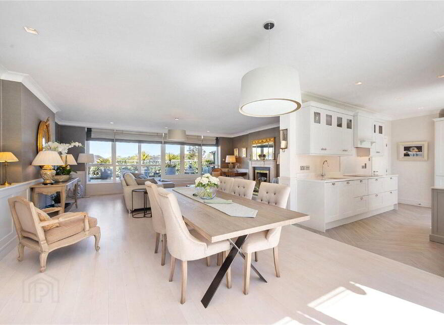 12 Yeats Hall, Carrickmines Avenue, Carrickmines Wood, Dublin 18, D18YY70