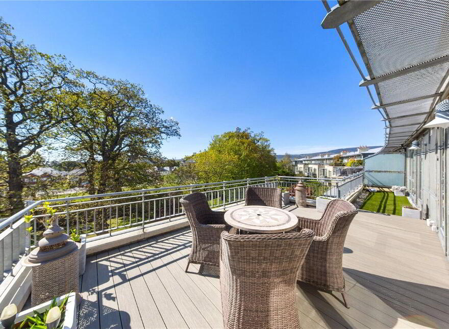 12 Yeats Hall, Carrickmines Avenue, Carrickmines Wood, Dublin 18, D18YY70