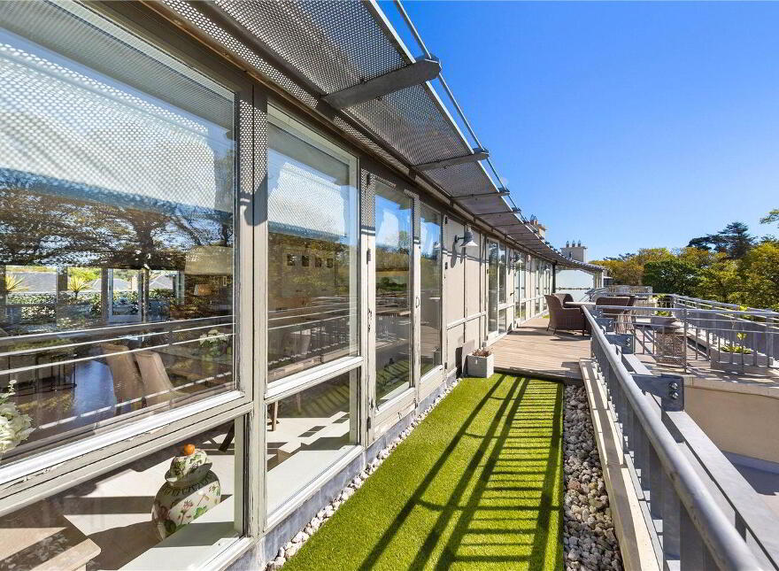 12 Yeats Hall, Carrickmines Avenue, Carrickmines Wood, Dublin 18, D18YY70