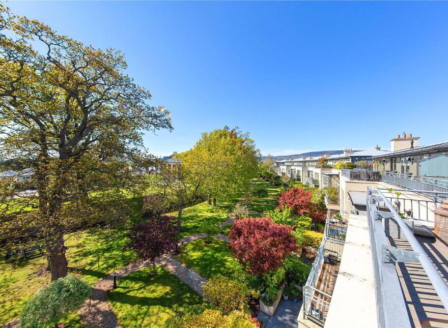 12 Yeats Hall, Carrickmines Avenue, Carrickmines Wood, Dublin 18, D18YY70