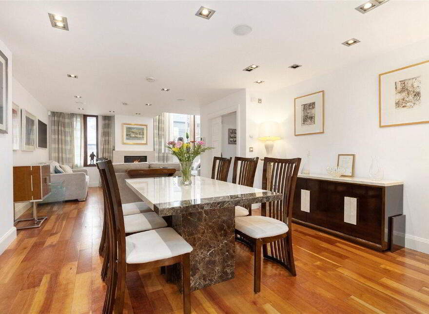 Apartment 4 29/30 Lad Lane, Dublin 2, D02HC62