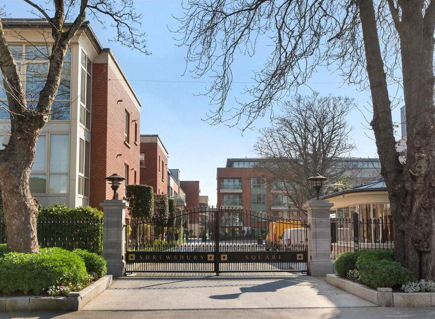 Apartment 58 Shrewsbury Square, Sandymount Avenue, Dublin 4, D04A3P8 photo