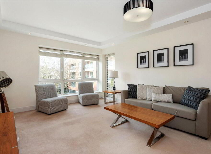 Apartment 58 Shrewsbury Square, Sandymount Avenue, Dublin 4, D04A3P8