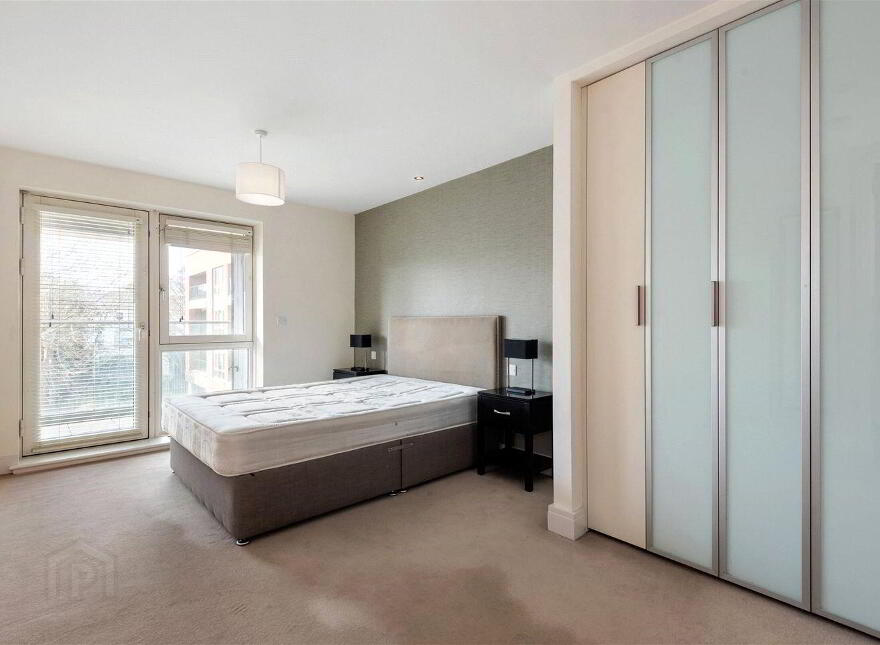 Apartment 58 Shrewsbury Square, Sandymount Avenue, Dublin 4, D04A3P8