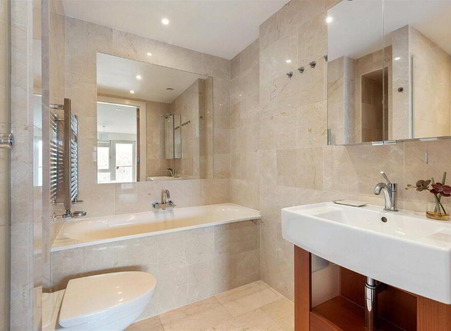 Apartment 58 Shrewsbury Square, Sandymount Avenue, Dublin 4, D04A3P8