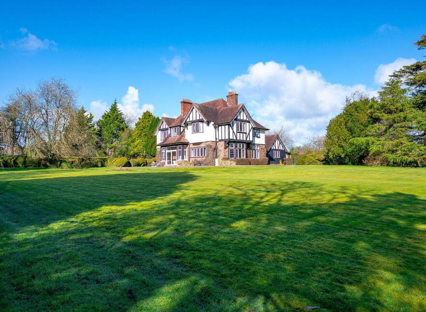 Kendalsbrae, Woodview, Douglas Road, Douglas, T12E0XV