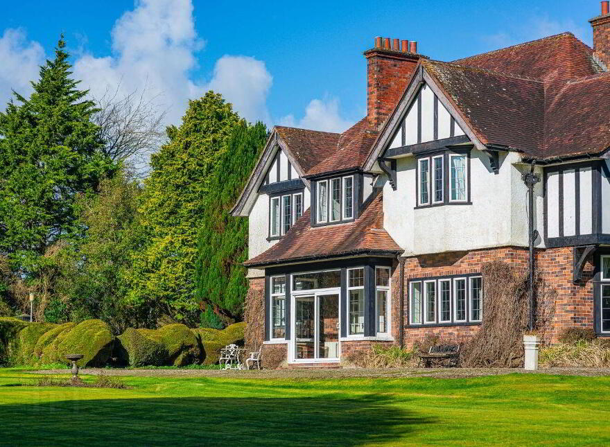 Kendalsbrae, Woodview, Douglas Road, Douglas, T12E0XV