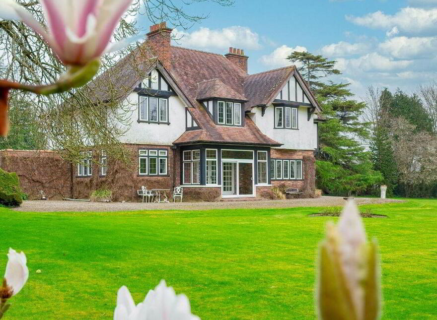 Kendalsbrae, Woodview, Douglas Road, Douglas, T12E0XV