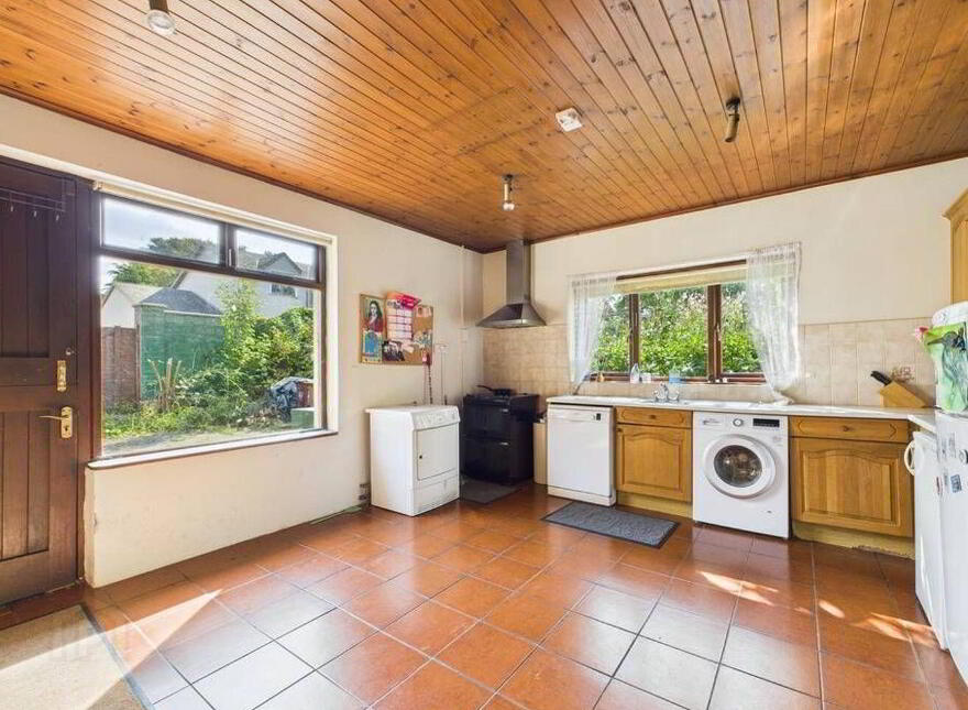 Tír Conaill, Boreenmanna Road, Ballintemple, T12R6WP