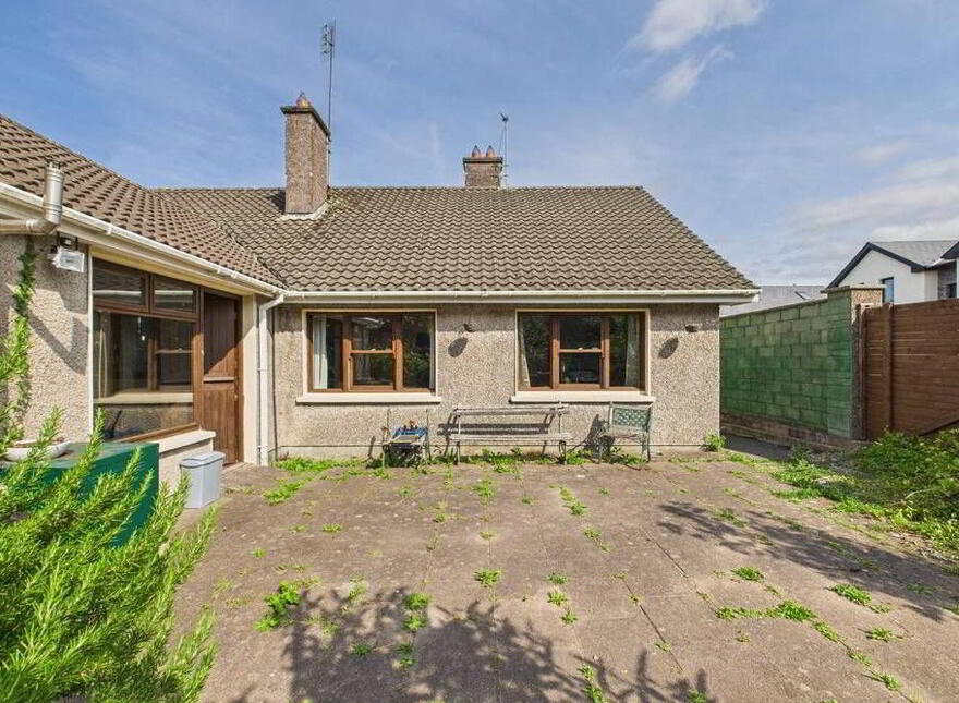 Tír Conaill, Boreenmanna Road, Ballintemple, T12R6WP