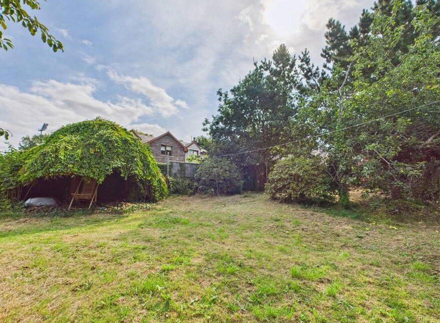 Tír Conaill, Boreenmanna Road, Ballintemple, T12R6WP