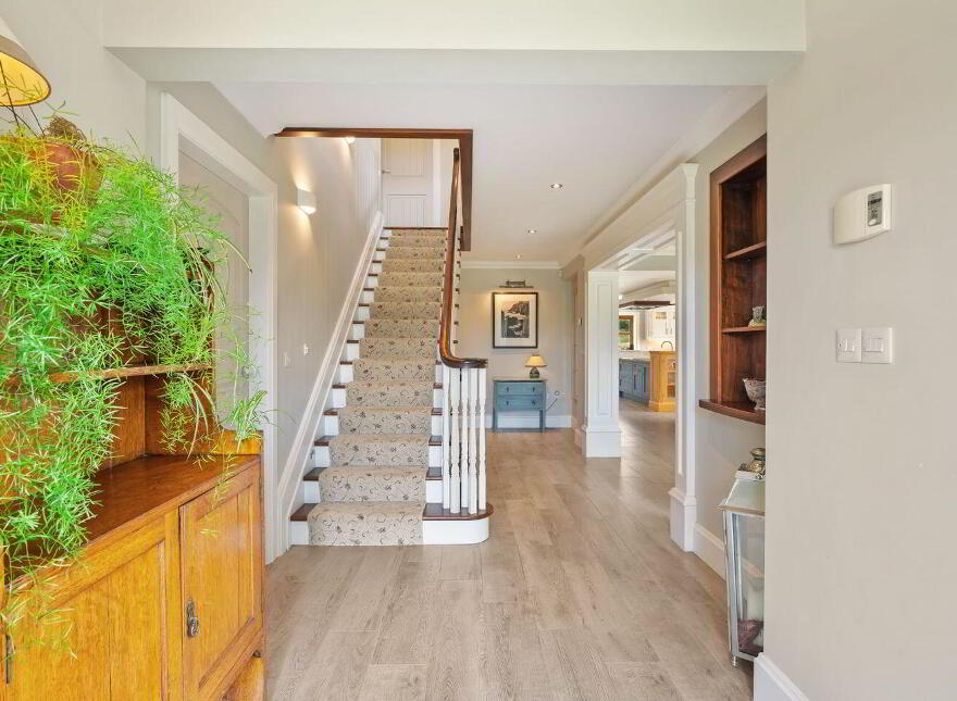Ballinvarrig, Roberts Cove, Minane Bridge, P17K236