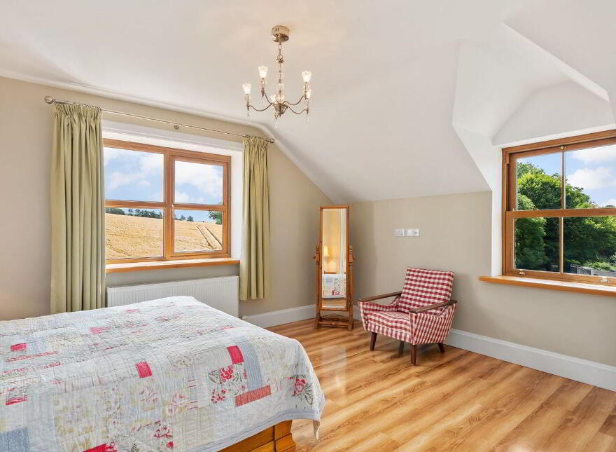 Ballinvarrig, Roberts Cove, Minane Bridge, P17K236