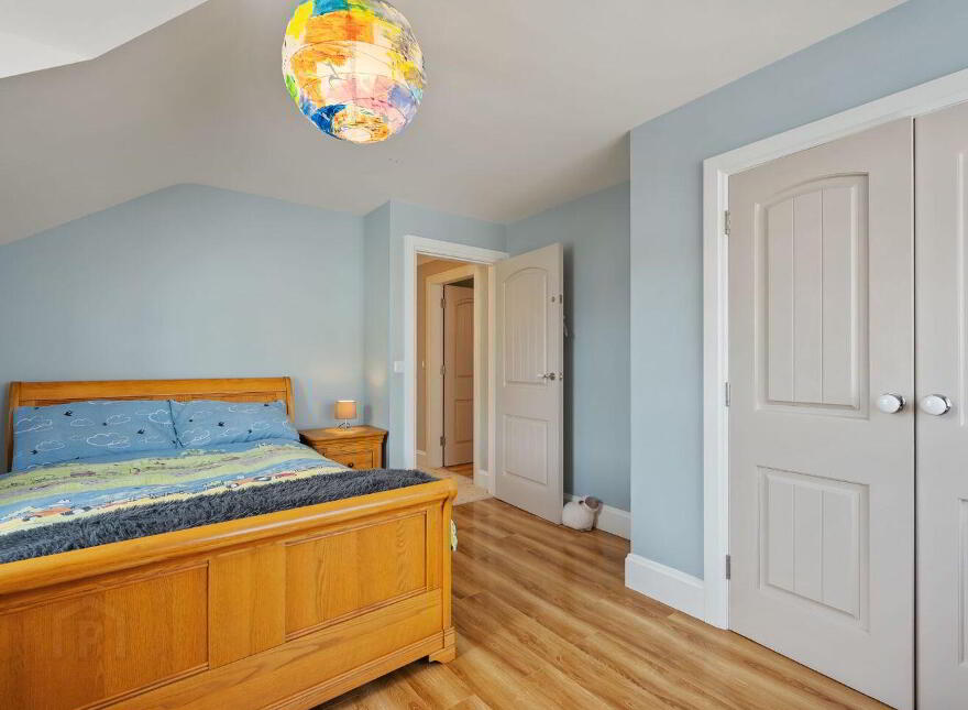 Ballinvarrig, Roberts Cove, Minane Bridge, P17K236
