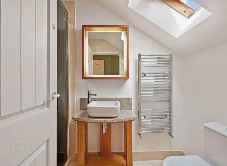 Ballinvarrig, Roberts Cove, Minane Bridge, P17K236